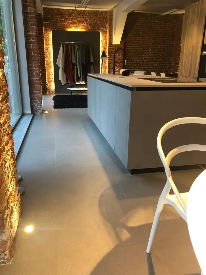 Design e tecnologia per Illuminazione Interna innovativa