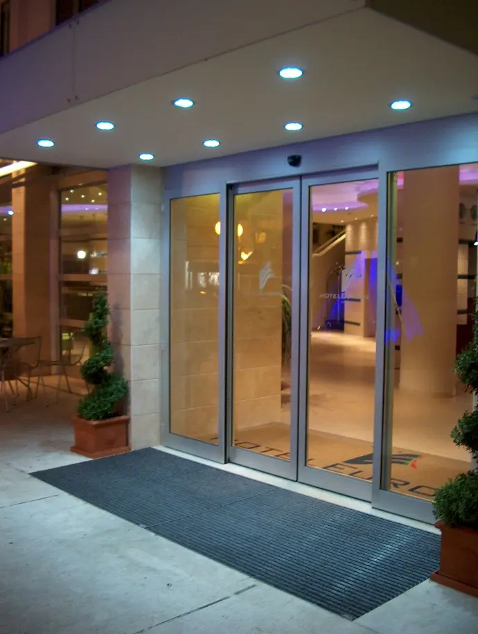 Soluzioni di trasformatore toroidale per l'Hotel Europa