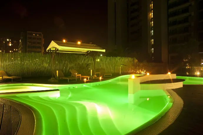 Soluzione energetica con trasformatori luci LED per Hotel Garden Inn Bari