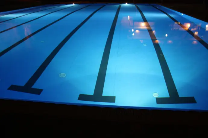 Dettaglio illuminazione LED moderna nell'Hotel Victor