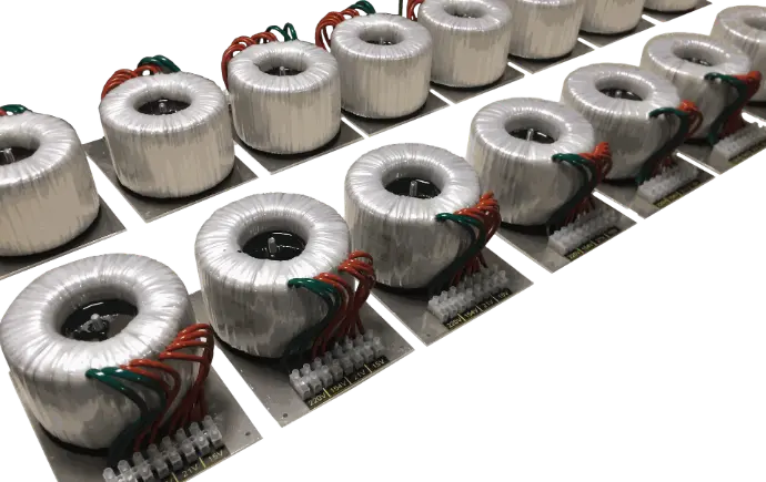 Soluzioni di trasformatori toroidali resinati per impianti elettrici
